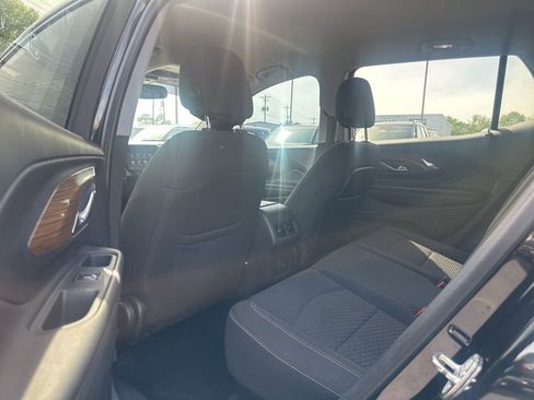 Used 2020 GMC Terrain SLE w/ Elevation Edition FWD image 17