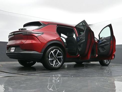 New 2026 Chevrolet Equinox EV LT image 69