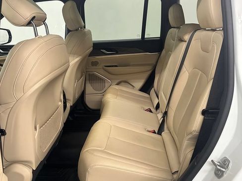 Used 2022 Jeep Grand Cherokee Limited 4xe AWD/4WD image 28