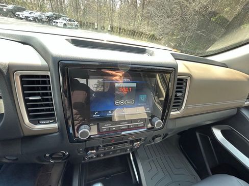 Used 2022 Nissan Frontier SV image 33