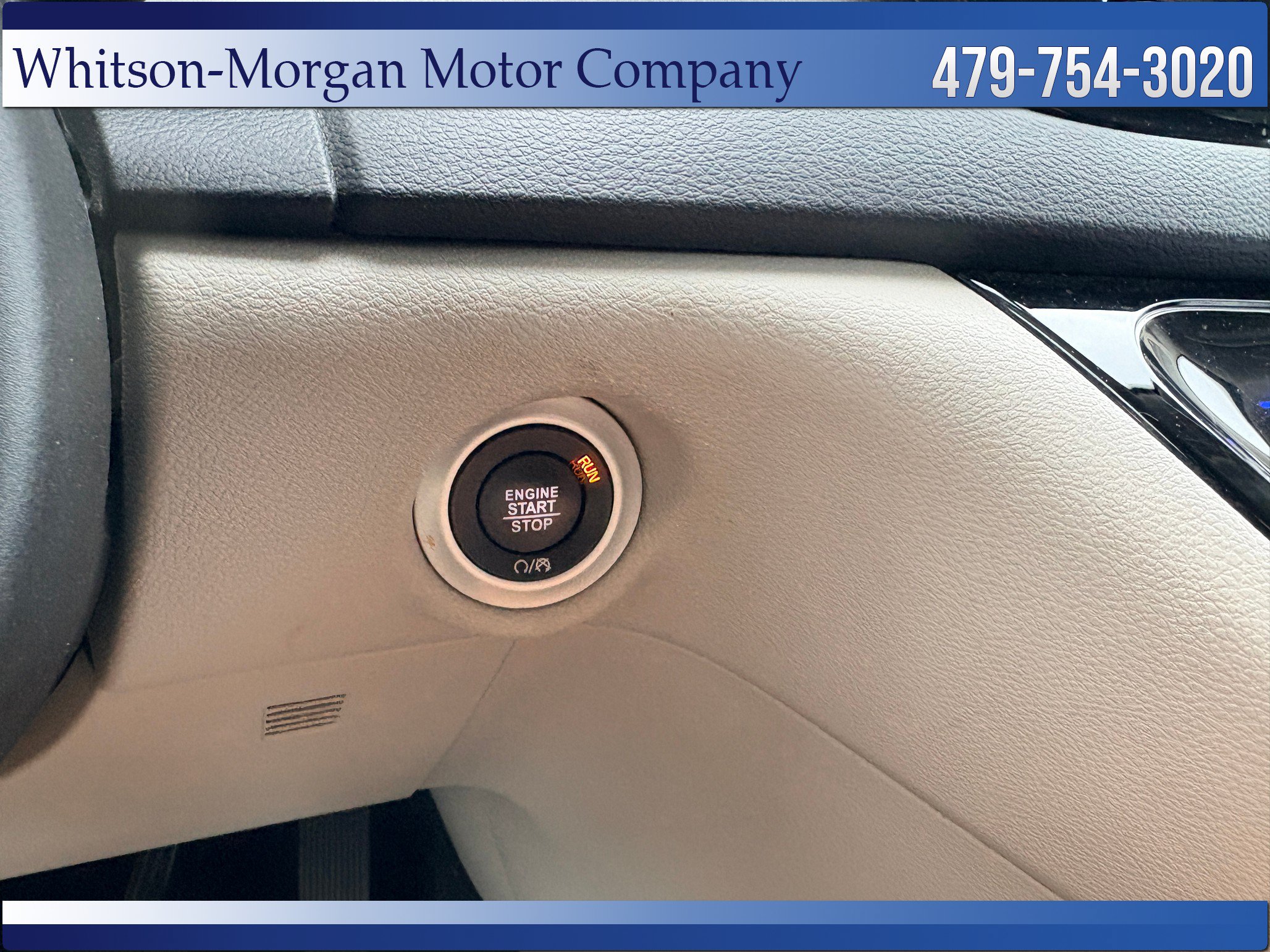 Used 2024 Chrysler Pacifica Touring-L FWD image 19