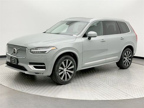Certified 2025 Volvo XC90 B6 Plus w/ Protection Package Premier image 1