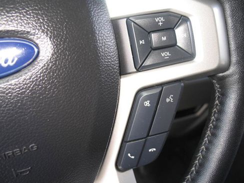 Used 2018 Ford F150 Lariat AWD/4WD image 34
