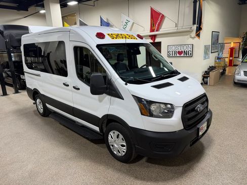 Used 2020 Ford Transit 150 XL RWD image 5