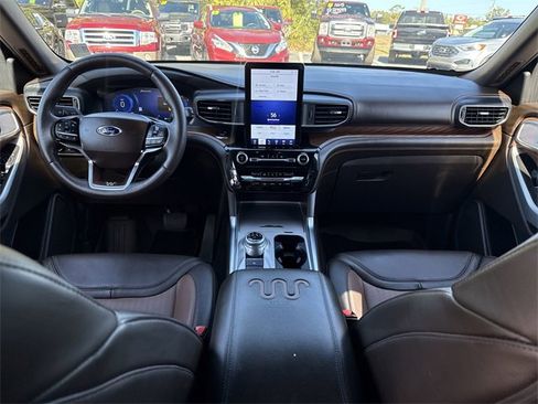 Certified 2022 Ford Explorer King Ranch w/ Class IV Trailer Tow Package image 15