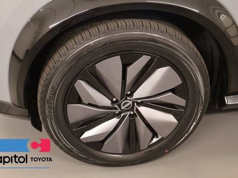 Used 2023 Nissan Ariya FWD image 7