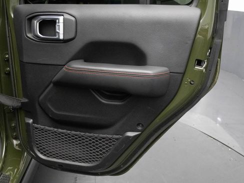 Used 2024 Jeep Wrangler Unlimited Rubicon image 41