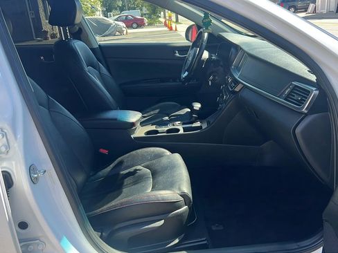 Used 2017 Kia Optima SX image 29