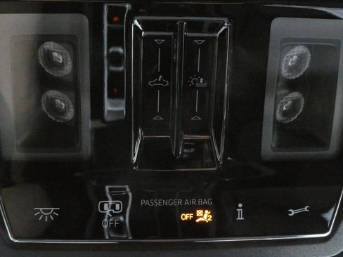 New 2025 Volkswagen Atlas Cross Sport SEL R-Line image 21