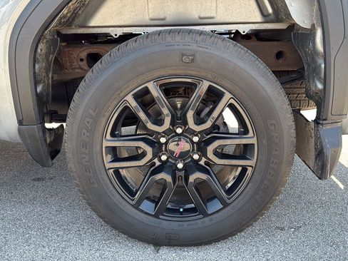 Used 2024 GMC Sierra 1500 Pro w/ Graphite Edition AWD/4WD image 14