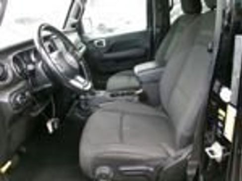 Used 2023 Jeep Wrangler Unlimited Sahara w/ Cold Weather Group AWD/4WD image 11