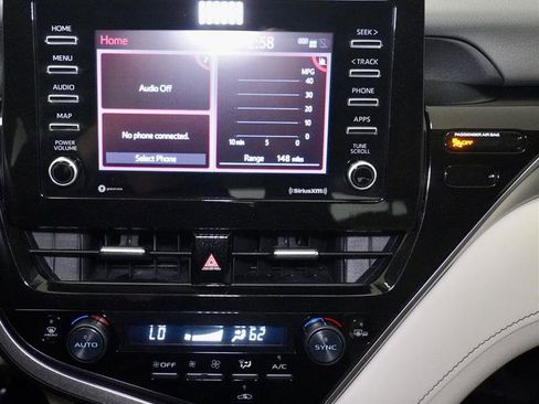 Used 2024 Toyota Camry LE image 15