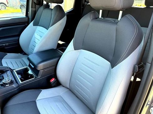 Used 2024 Toyota Tacoma TRD Off-Road image 10