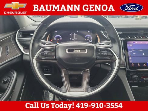 Used 2021 Jeep Grand Cherokee L Limited AWD/4WD image 14