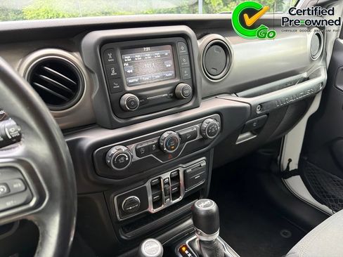 Certified 2019 Jeep Wrangler Unlimited Sport S AWD/4WD image 60
