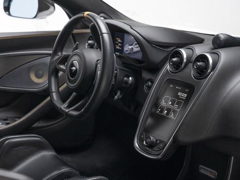 Used 2019 McLaren 600LT image 49