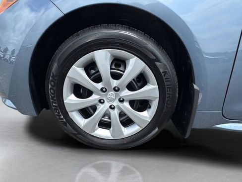 Used 2026 Toyota Corolla LE FWD image 21