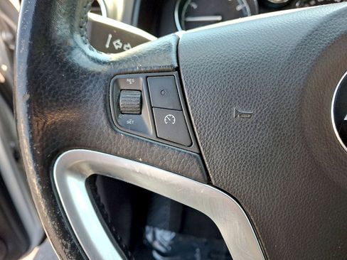 Used 2014 Chevrolet Captiva Sport LT w/ Convenience Package FWD image 16
