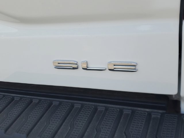 New 2026 GMC Sierra 1500 SLE w/ Preferred Package AWD/4WD image 6