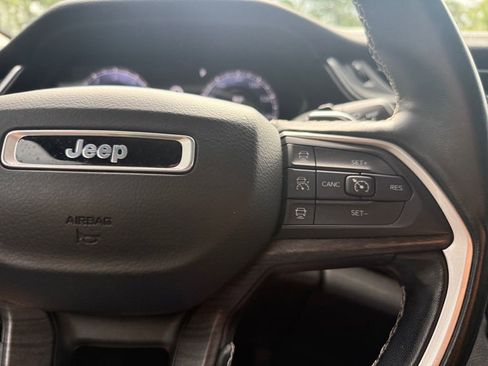 Used 2021 Jeep Grand Cherokee L Limited RWD image 23