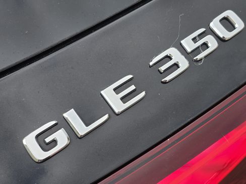 Used 2025 Mercedes-Benz GLE 350 4MATIC image 40