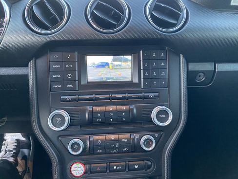 Used 2015 Ford Mustang Coupe image 16