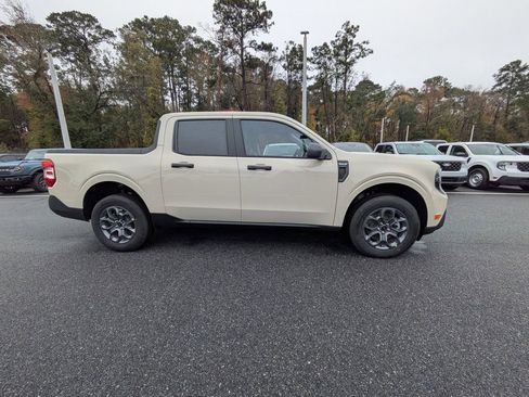 New 2025 Ford Maverick XLT image 3