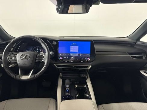 Used 2026 Lexus RX 350 Premium w/ Convenience Package FWD image 32