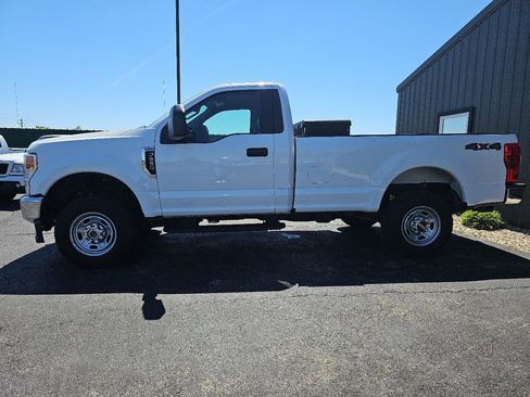 Used 2021 Ford F250 XL w/ STX Appearance Package AWD/4WD image 2