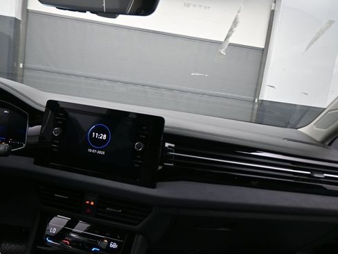 New 2026 Volkswagen Jetta SE image 43