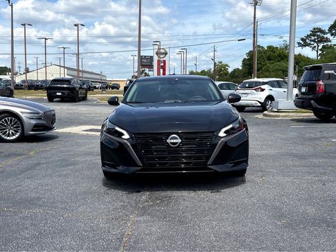 New 2026 Nissan Altima 2.5 SV w/ SV Special Edition Package FWD image 2