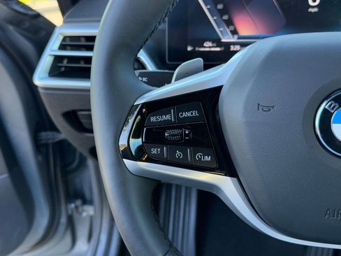 Used 2025 BMW 330i Sedan w/ Convenience Package image 23