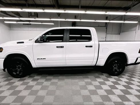 Used 2025 RAM 1500 Big Horn AWD/4WD image 14
