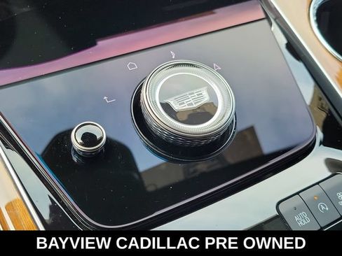 Used 2025 Cadillac Escalade ESV Sport Platinum w/ LPO, ONYX Package AWD/4WD image 33