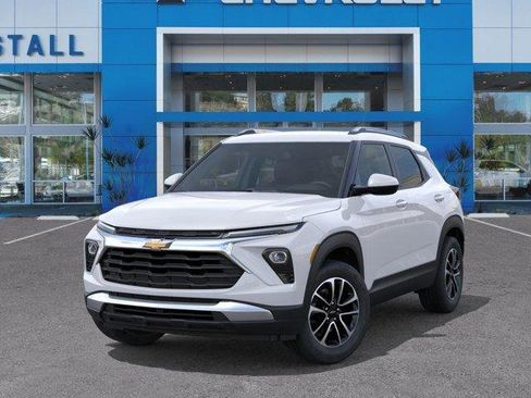 Used 2026 Chevrolet TrailBlazer LT w/ Driver Confidence Package FWD image 6