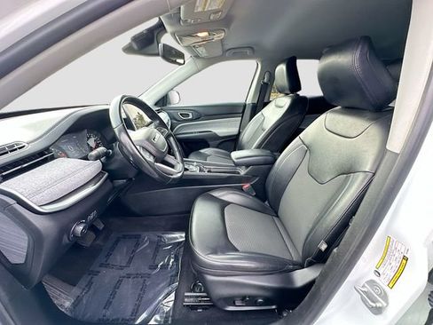 Certified 2022 Jeep Compass Latitude w/ Convenience Group image 19