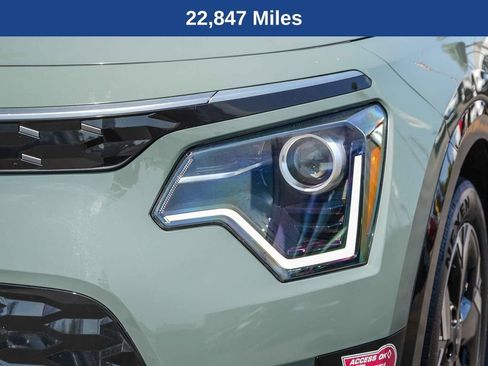 Used 2024 Kia Niro Wind FWD image 8