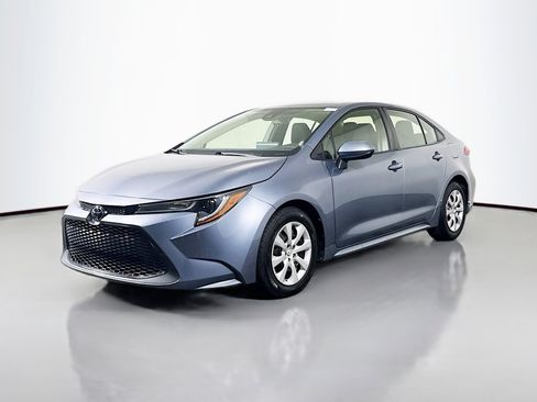 Used 2022 Toyota Corolla LE FWD image 4