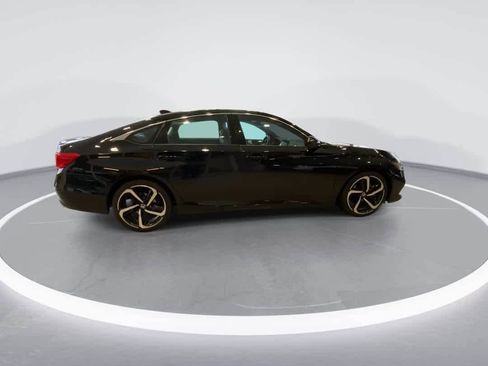 Used 2021 Honda Accord Sport image 9