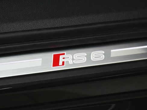 Used 2025 Audi RS 6 performance w/ Black Optic Package AWD/4WD image 17