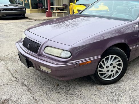 Used 1995 Chrysler LeBaron Convertible image 2