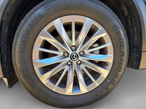 Used 2025 MAZDA CX-90 3.3 Turbo w/ Preferred Package AWD/4WD image 21