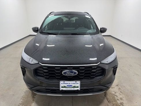 Used 2023 Ford Escape ST-Line w/ Tech Pack #1 image 2