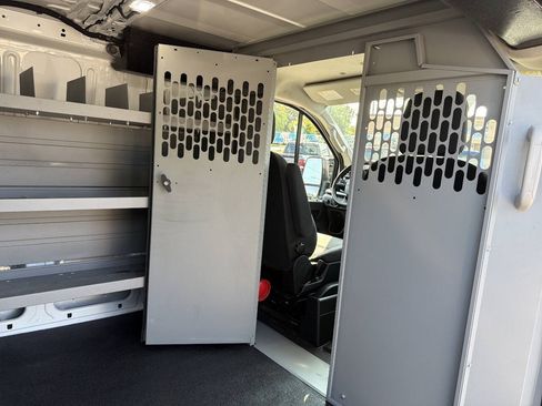 Used 2020 Ford Transit 250 Low Roof RWD image 19