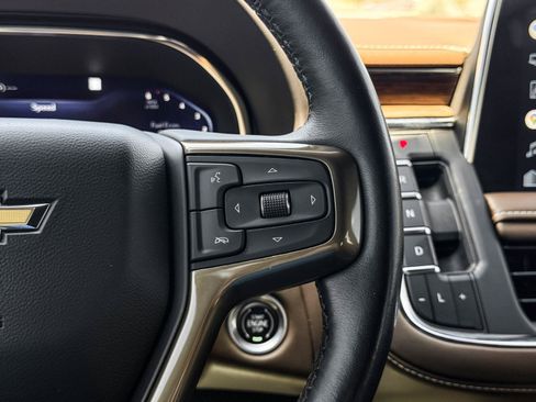 Used 2022 Chevrolet Tahoe High Country AWD/4WD image 18