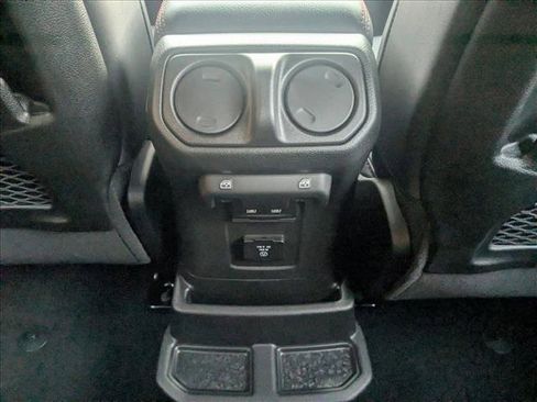 New 2026 Jeep Wrangler Unlimited Rubicon image 17