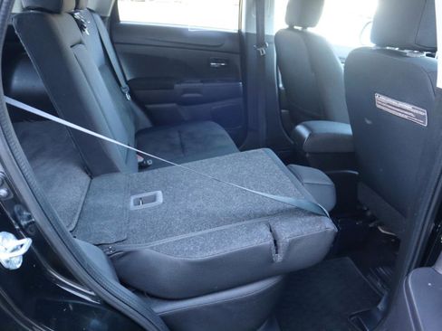 Used 2015 Mitsubishi Outlander Sport SE image 41