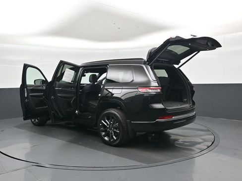 New 2026 Jeep Grand Cherokee L Limited image 50