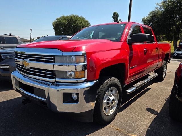 Used 2015 Chevrolet Silverado 2500 LT w/ LT Convenience Package AWD/4WD image 3