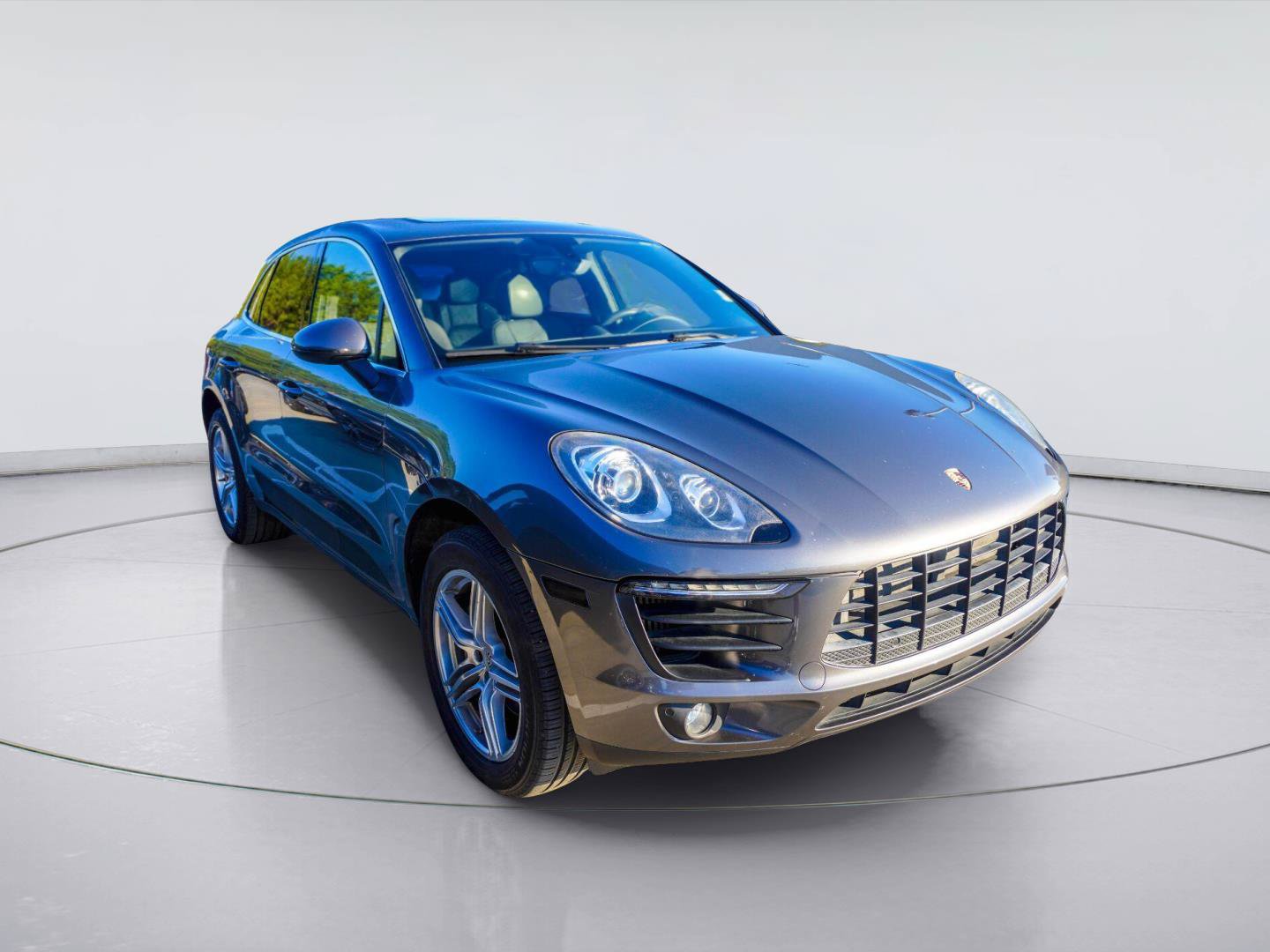 Used 2015 Porsche Macan S AWD/4WD image 2
